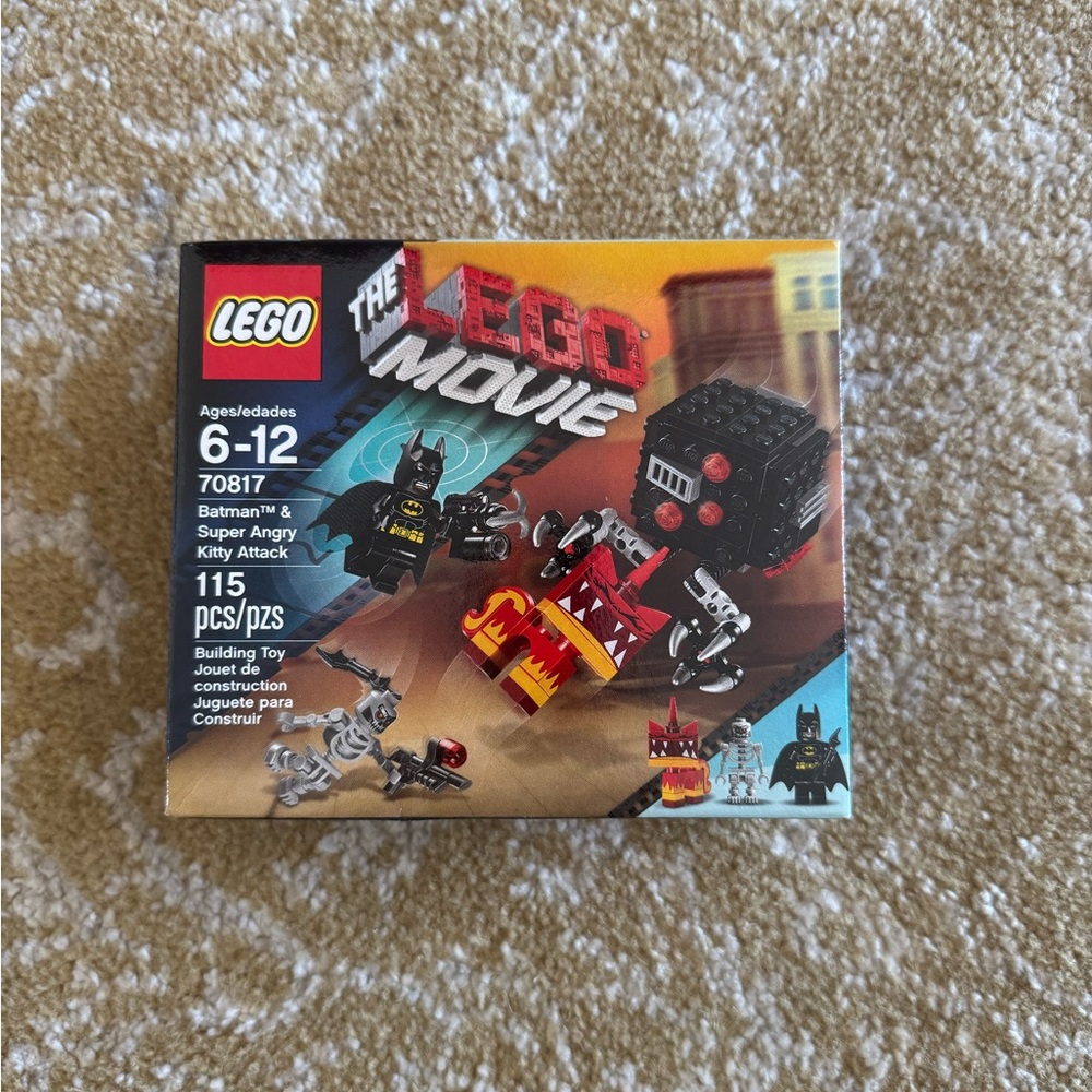 LEGO Batman & Super Angry Kitty Attack NIB/sealed/ mint condition